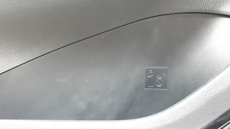 Door trim panel, front left, Toyota Venza 21-22 XLE, Limited, black leather with gray stitching, with memory seat, dark gray trim, with handle, scratches, abrasions