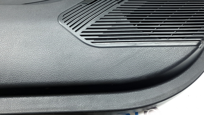 Door trim panel, front left, Toyota Venza 21-22 XLE, Limited, black leather with gray stitching, with memory seat, dark gray trim, with handle, scratches, abrasions