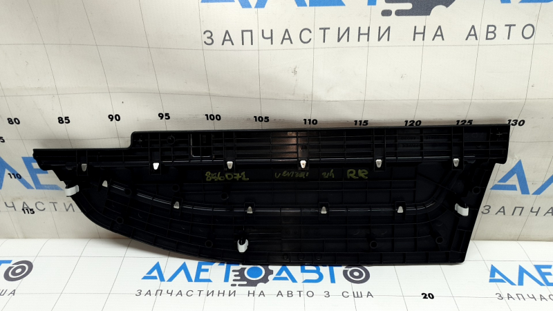 Right trunk lid for Toyota Venza 2014 Limited, XLE, black, chrome, film-wrapped, worn plastic