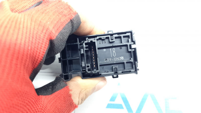 Rear left window lift control for Toyota Venza 23-24