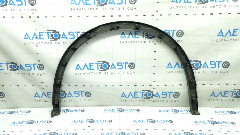 Rear right fender arch trim for VW Tiguan 18-24, structure, broken fasteners, scratches