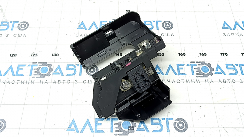Positive terminal of the Audi A5 F5 battery, 17-24 type 1, with a squib