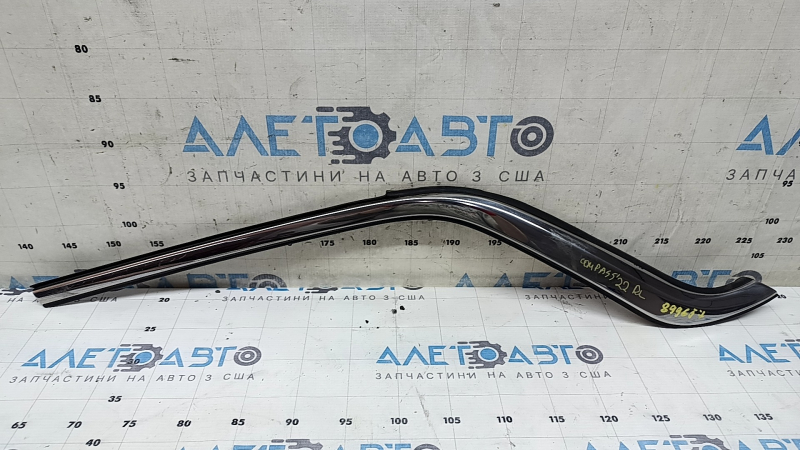 Upper left rear fender molding for Jeep Compass 17-26, chrome, scratches