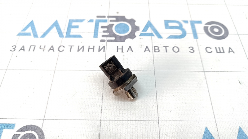 Fuel pressure sensor for Audi A5 F5 21-25 MHEV on the rail