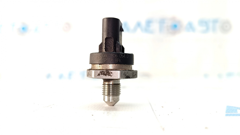 Fuel pressure sensor for Audi A5 F5 21-25 MHEV on the rail