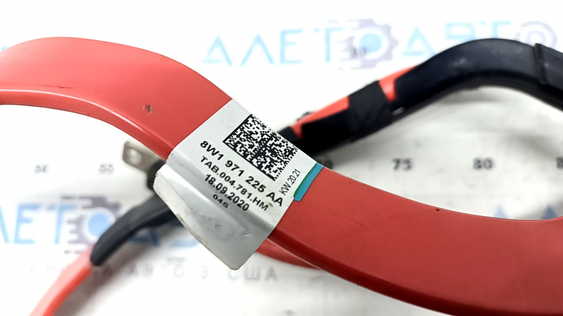 Battery cable through the entire body of the Audi A5 F5 21-25 MHEV
