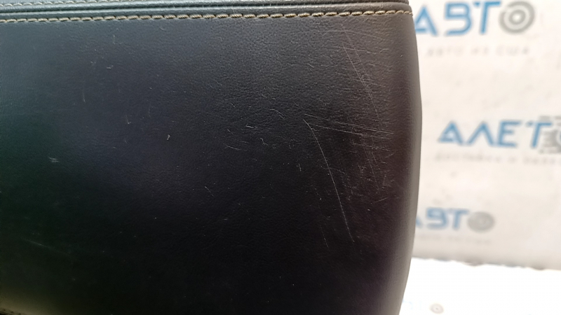 Jeep Grand Cherokee WK2 14-22 leather armrest, black, white stitching, minor scratches
