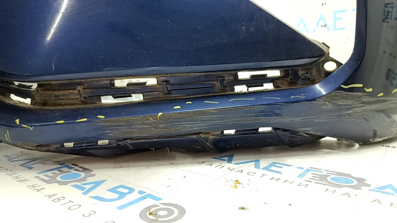 Front bumper bare Hyundai Elantra AD 19-20 blue, scratches, dents, cracks, breaks