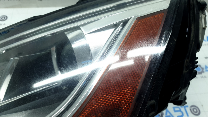 Left front headlight assembly for Audi Q5 8R 13-17, restyling, xenon, scratches, needs polishing