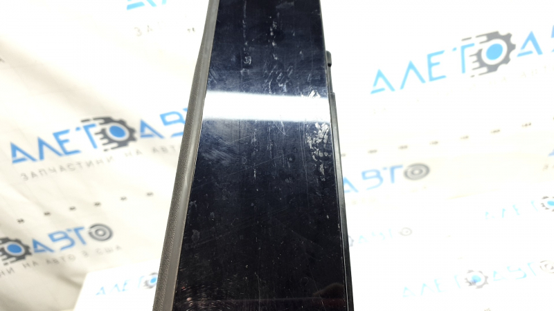 Rear left side door trim for Audi Q5 8R 09-17, glossy black, scratches, scuffs