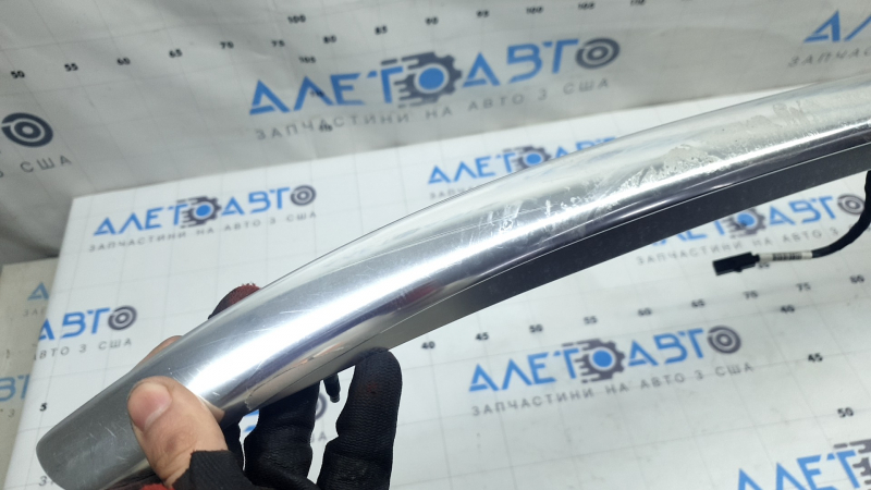 Left longitudinal roof rail for Audi Q5 8R 09-17, chrome, scratches, glued on