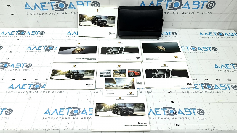 Porsche Macan 15-26 English manual, leather crack