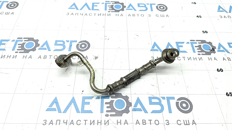 Right turbo oil return pipe for Porsche Macan 15-18 3.0T