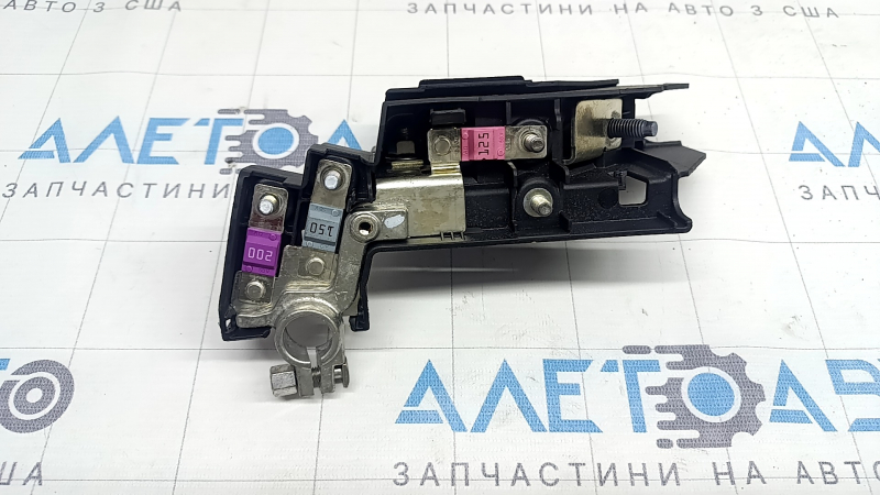 Positive terminal of the Audi A4 B9 17-25 battery with a squib, without a cover