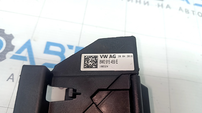 Positive terminal of the Audi A4 B9 17-25 battery with a squib, without a cover