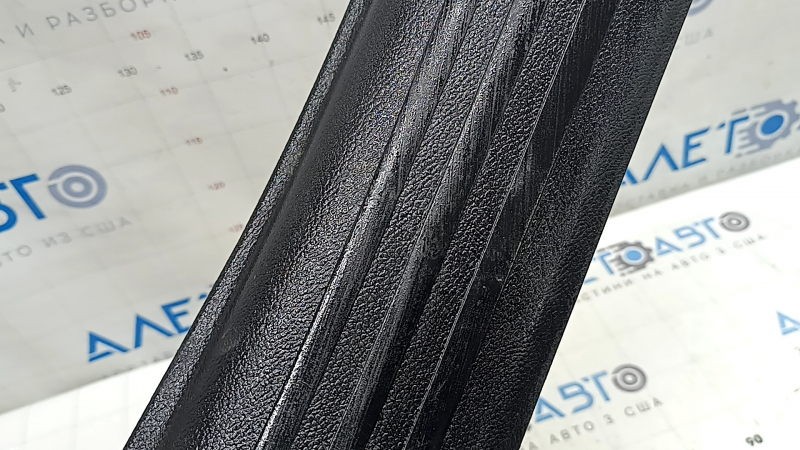 Jeep Cherokee KL 14-23 rear left door sill trim, black, scratches