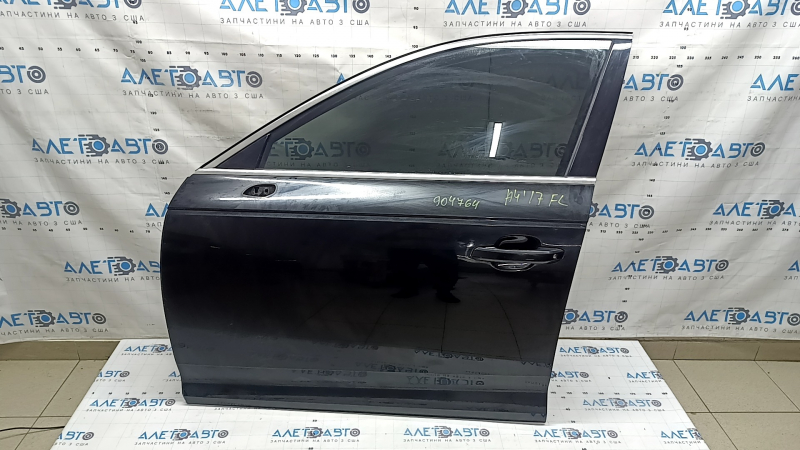 Front left door assembly for Audi A4 B9 17-19 keyless, black LY9B, scratches on molding