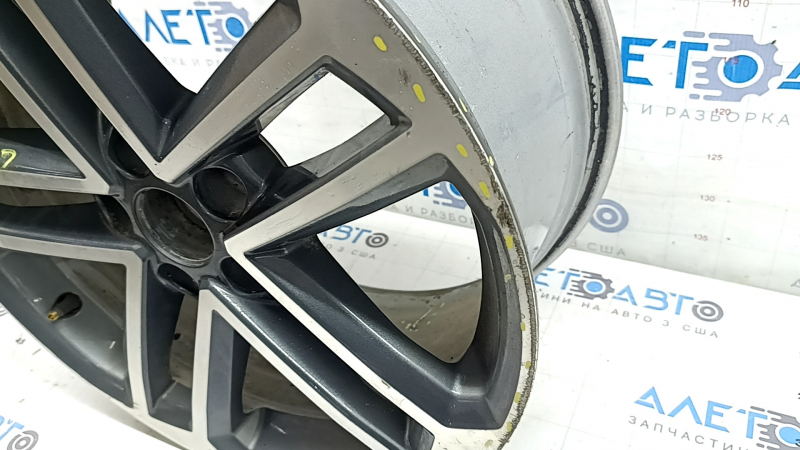 Wheel rim R18x8J ET46 Audi A3 8V 17-20 style C2R, curb, in need of repair