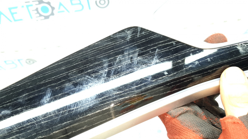 BMW X7 G07 19-22 right front panel trim, Fineline/metal wood, with backlight, scratches