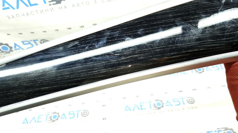 BMW X7 G07 19-22 right front panel trim, Fineline/metal wood, with backlight, scratches