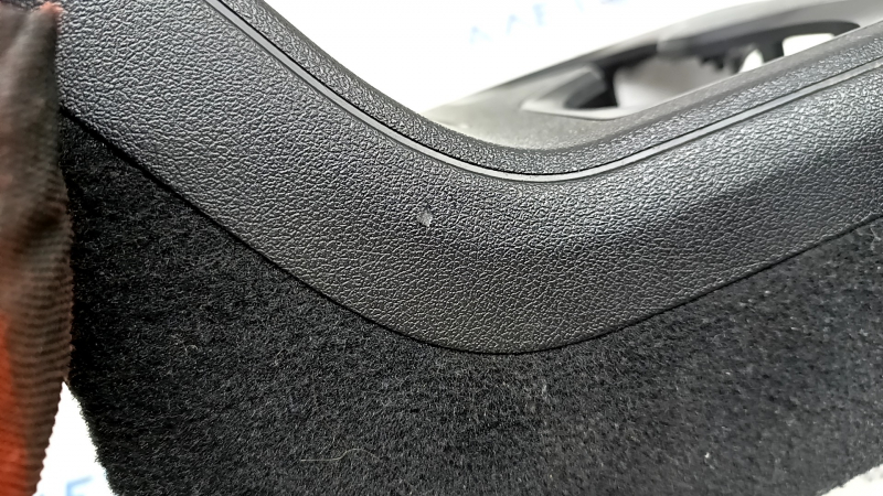 Rear lower center console trim for BMW X7 G07 19-26 Schwarz for 6 seats, with side trims, scratches, scuffed