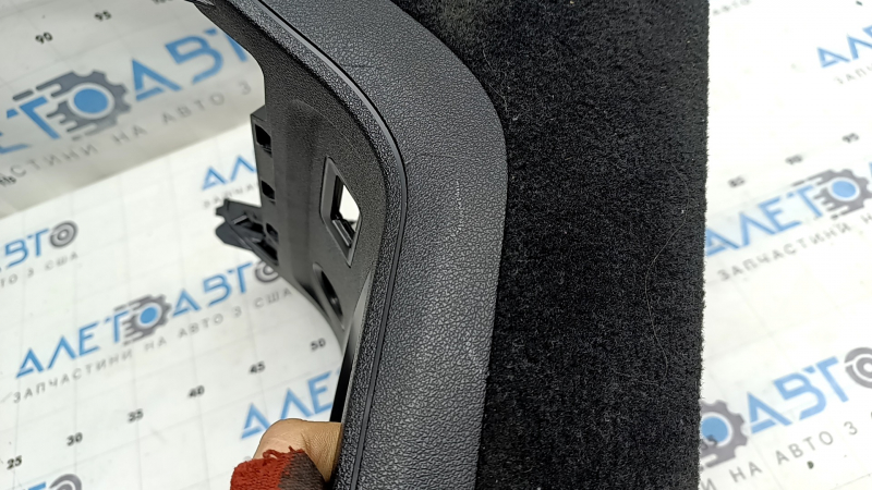 Rear lower center console trim for BMW X7 G07 19-26 Schwarz for 6 seats, with side trims, scratches, scuffed