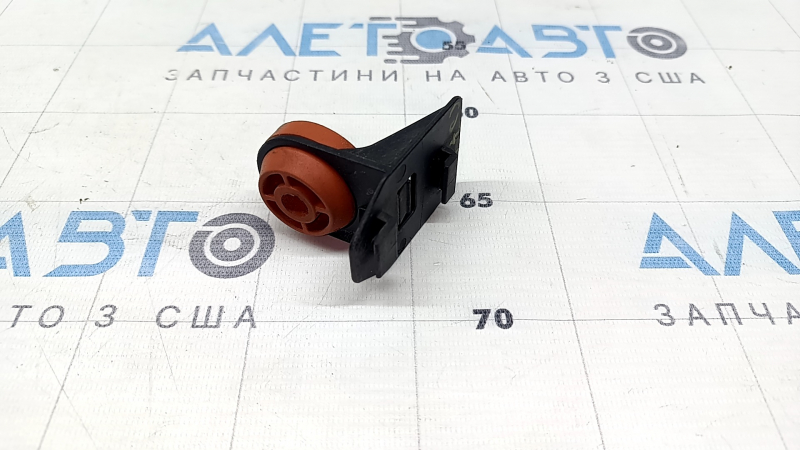 Upper air filter housing mount for BMW X7 G07 19-22 3.0T