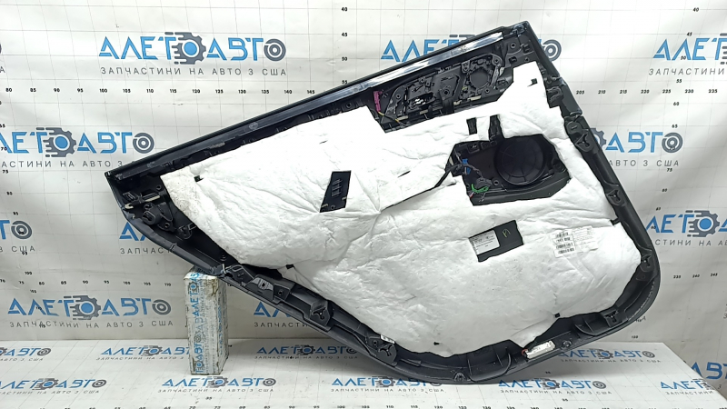 Door trim, rear right card, BMW X7 G07 19-22, under the curtain, Vernasca leather, Schwarz, Fineline/metal wood insert, with a handle, with a speaker mesh