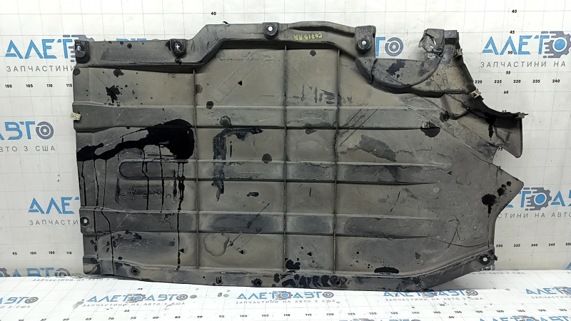 BMW X7 G07 19-22 rear right underbody protection, tears