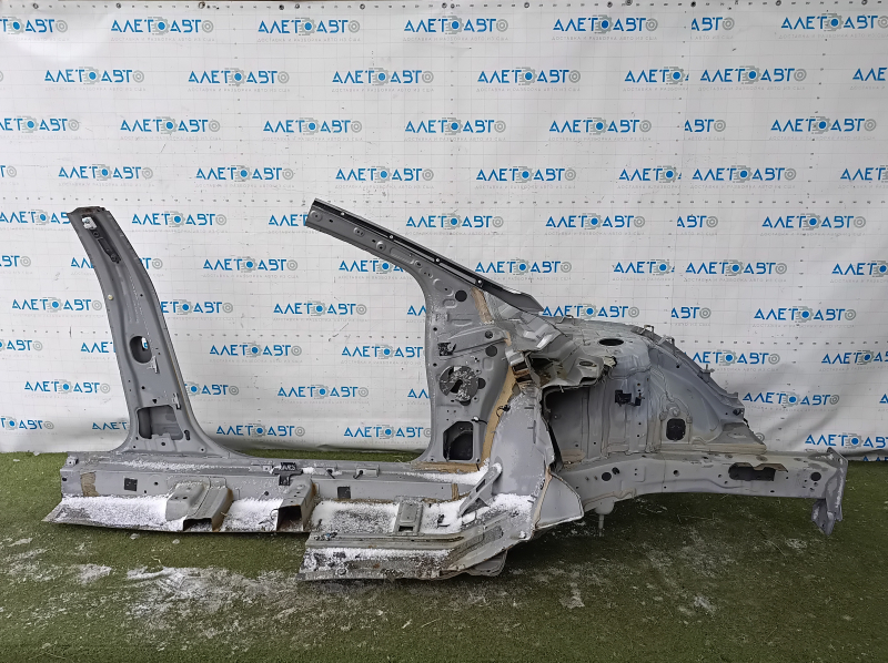 Front left quarter Hyundai Sonata 15-19 graphite on body, bumps