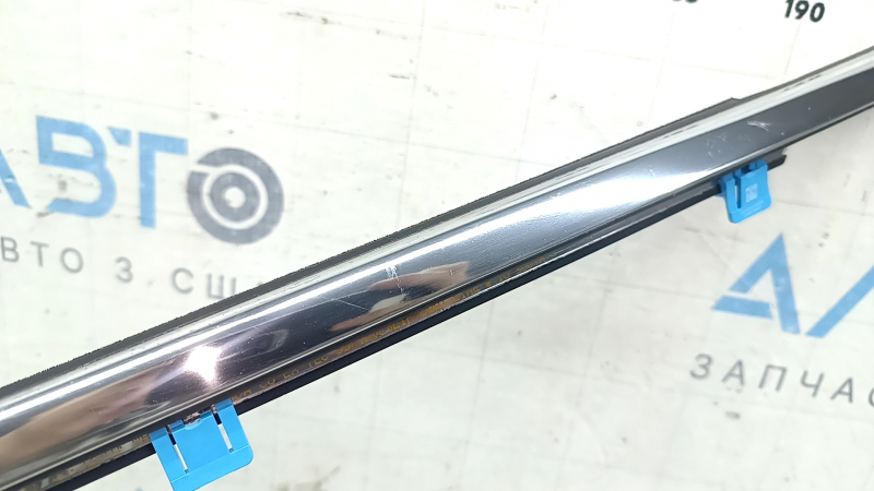 Door-glass molding, central rear right, Honda CRV 23-26, chrome, scratches