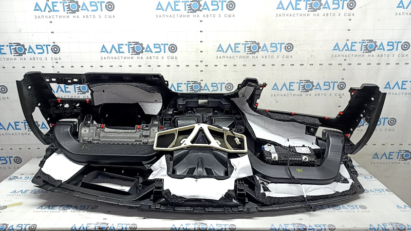 BMW X5 G05 19-23 black dashboard with AIRBAG, with projection, scratches, dents
