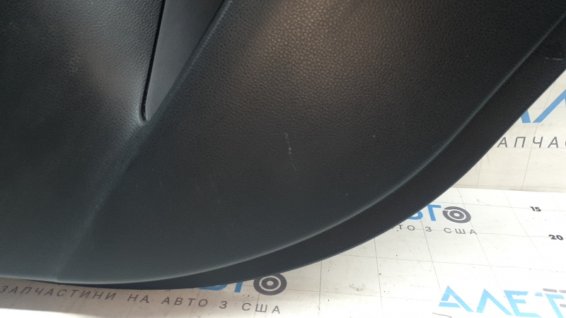Rear left door panel for Toyota Rav4 19-24 black, black leather armrest, black plastic insert, gray molding with handle, scratches