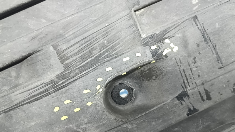 Medium underbody protection for BMW 7 G11 G12 16-22 RWD, cracks, fractures
