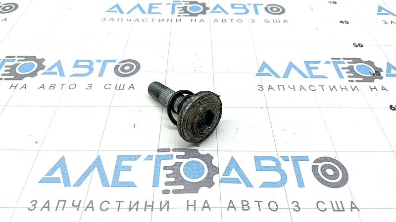 Rear right outer CV joint mounting bolt BMW 7 G11 G12 16-22 65mm