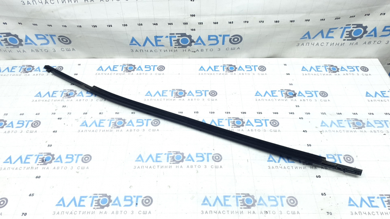 Door-glass molding, central front right, Toyota Rav4 19-24, matte black, chipped