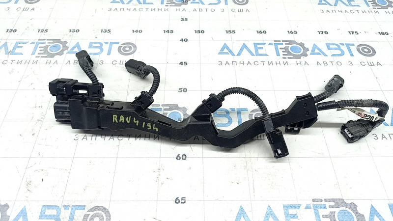 Low-pressure fuel rail wiring for the 2019-2021 Toyota Rav4 hybrid