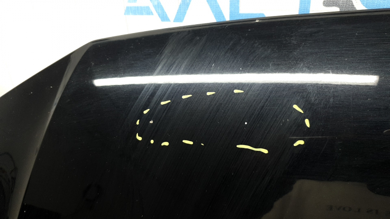Bare hood of Audi Q5 80A 18-24 aluminum, black LY9T, chips, bump