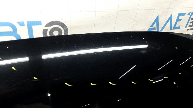 Bare hood of Audi Q5 80A 18-24 aluminum, black LY9T, chips, bump