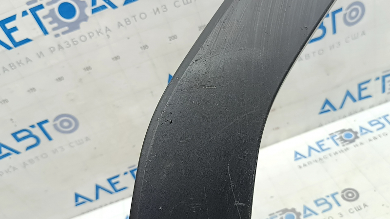 Subaru Forester 25-26 rear right fender arch trim, black, scratches