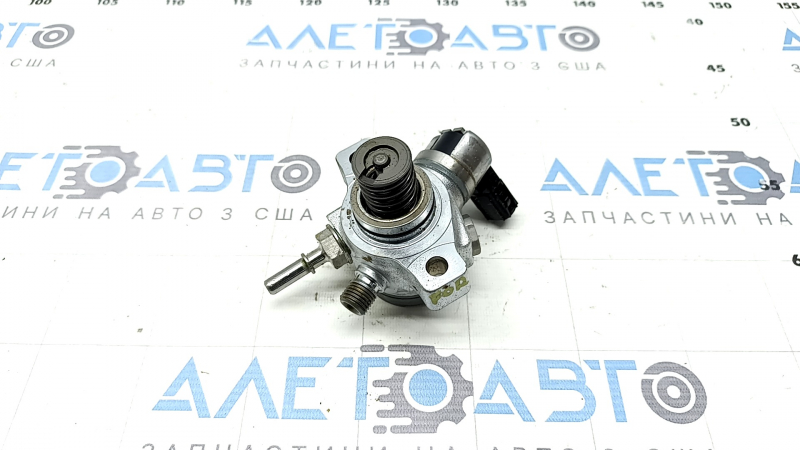 Fuel pump high-pressure fuel pump Subaru Forester 25-26 2.5