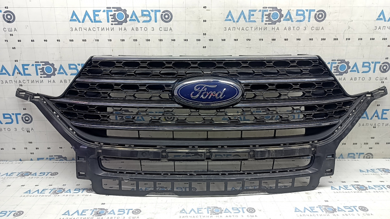 Radiator grill with frame and chrome assembly Ford Explorer 20-25 with emblem, XLT, sand, crack on the emblem, missing fragment on the emblem