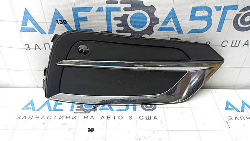 Front bumper grille right Volvo XC60 18-21 for parking sensors with chrome molding