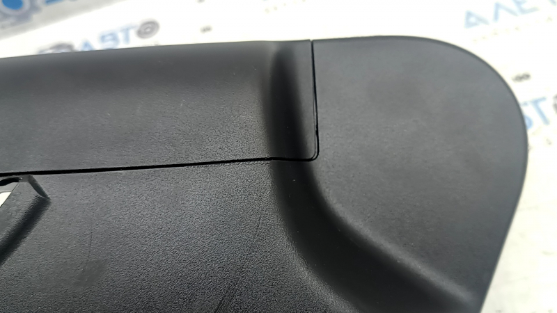 Volvo XC60 18-26 black rear driver's seat trim, scratches