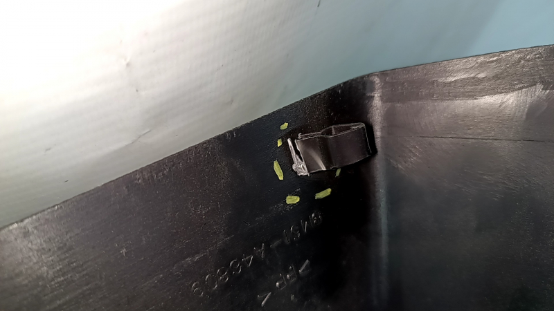Rear pillar trim left Ford Focus mk3 11-18 5d black, scratches