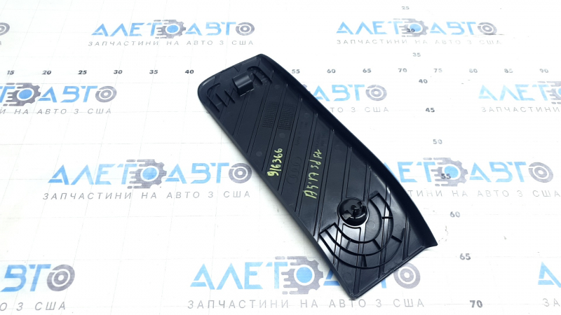 Audi A5 F5 18-25 black footrest with scratches