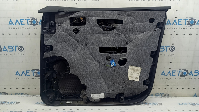 Black front left door panel for an Audi Q7 16-19, brown leather insert, glossy black and dark wood trim, BOSE, brown leather armrest with handle, scratches, dent