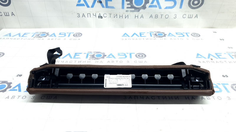 Isofix insert for rear 2nd row of seats, central, Audi Q7 16-26, brown leather