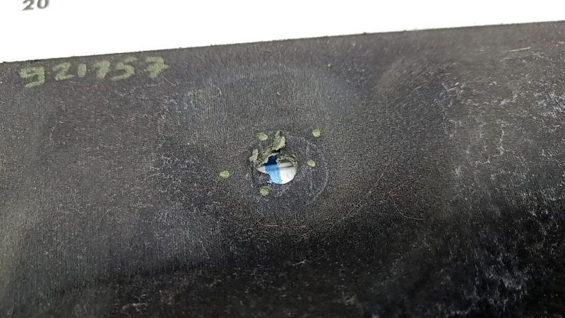The hood insulation of the Toyota Camry v70 18-20 US is torn.