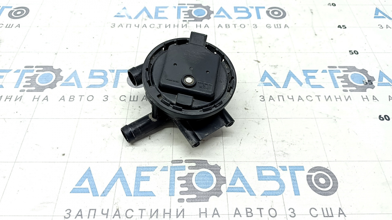 Fuel Vapor Leak Detection Pump for Audi A6 C7 12-18